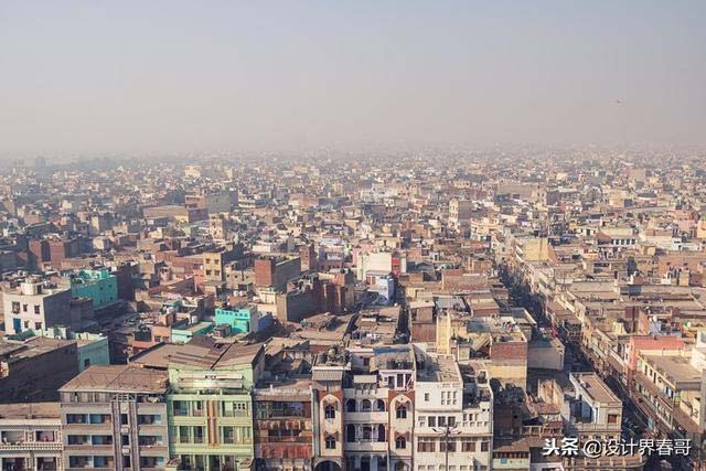 德里,印度   人口: 2728万 面积: 2202平方千米 密度