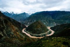 世界第一峡谷是什么峡谷？中国雅鲁藏布大峡谷