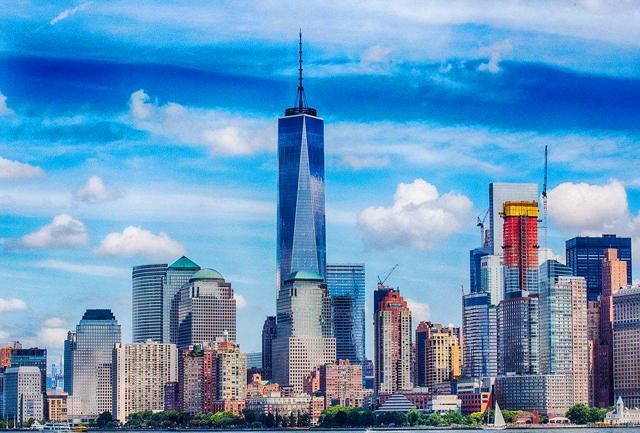 8,美国世界贸易中心一号楼 高度:541米