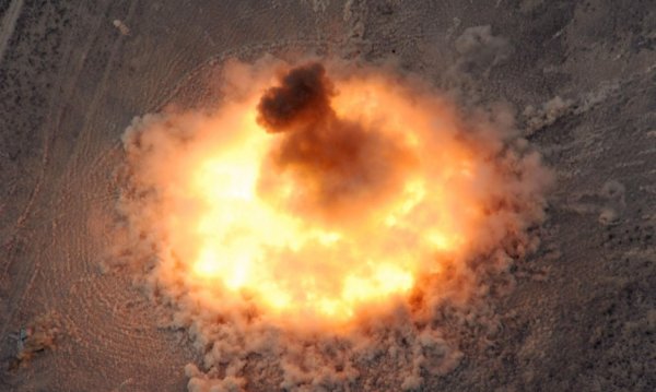 世界最可怕的十大武器，云爆弹第一白磷弹第二