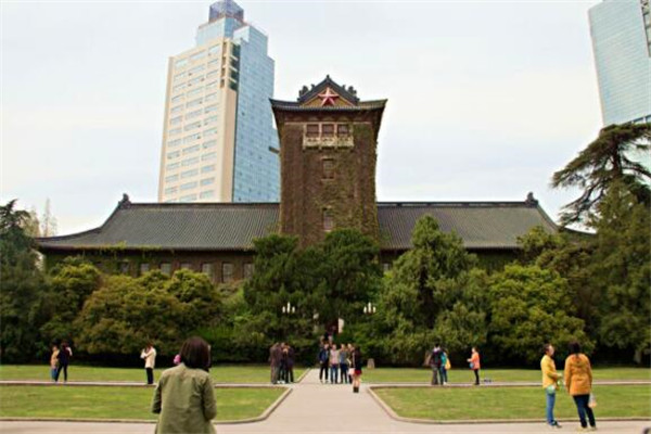 9,南京大学商学院