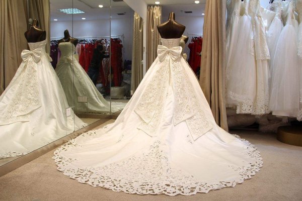 世界上最便宜的婚纱，纸质婚纱仅仅10英镑