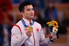 中国体操队在东京奥运会首枚金牌：刘洋获得第26金