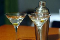 世界十大经典鸡尾酒：马天尼有“鸡尾酒之王”美誉