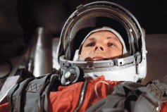 世界上第一个航天员是谁：尤里·加加林