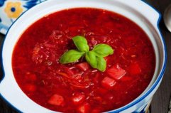 俄罗斯十大名菜：罗宋汤为最具代表性的传统汤品