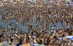 欧洲10大最拥挤的海滩：西班牙上榜4处！