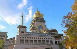 台湾十大著名寺庙，中台禅寺一枝独秀