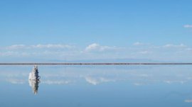中国含盐量最高的湖泊：茶卡盐湖拥有4.48亿吨的储盐量