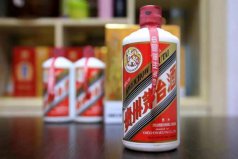 中国十大酱香型白酒排名：茅台酒、郎酒包揽前两名