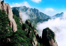 中国哪些山值得去爬？中国最值得去的十大名山