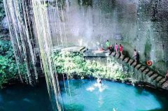 世界上最神奇的天然游泳池：魔法河和维多利亚瀑布上榜