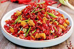 云南十大最著名的美食，云南最有名的10道菜