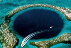 全球十大潜水地排行：丘克泻湖上榜，伯利兹蓝洞居榜首
