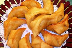 安徽十大特色美食：三河米饺居榜首，黄山烧饼入榜！