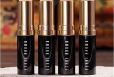 全球十大专业美妆品牌：植村秀上榜，芭比波朗位列第一