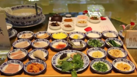 云南最著名的七大特色美食，过桥米线居第一名