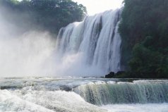 贵州必去的十大旅游景点：梵净山上榜，黄果树瀑布居榜首