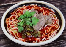 贵州贵阳最有名的九大特色美食，花溪牛肉粉居第一位