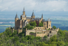 全球十大古堡排行榜，第一名是霍亨索伦城堡