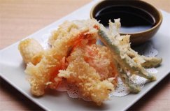 日本十大美食大比拼：鳗鱼饭排第四，天妇罗居第一位