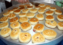 苏州7款最经典的糕点：海棠糕上榜，苏式蟹壳黄居第二